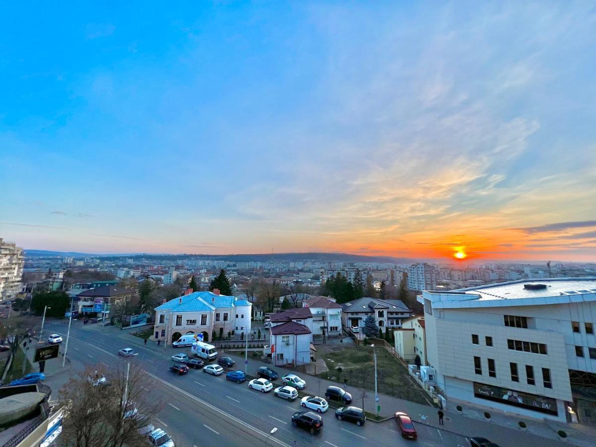 Mnm Lapusneanu Apartamento Iasi Exterior foto