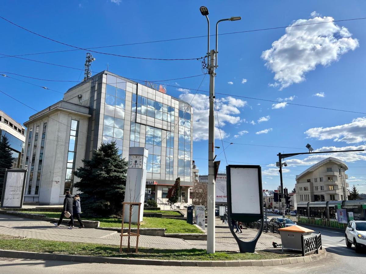 Mnm Lapusneanu Apartamento Iasi Exterior foto